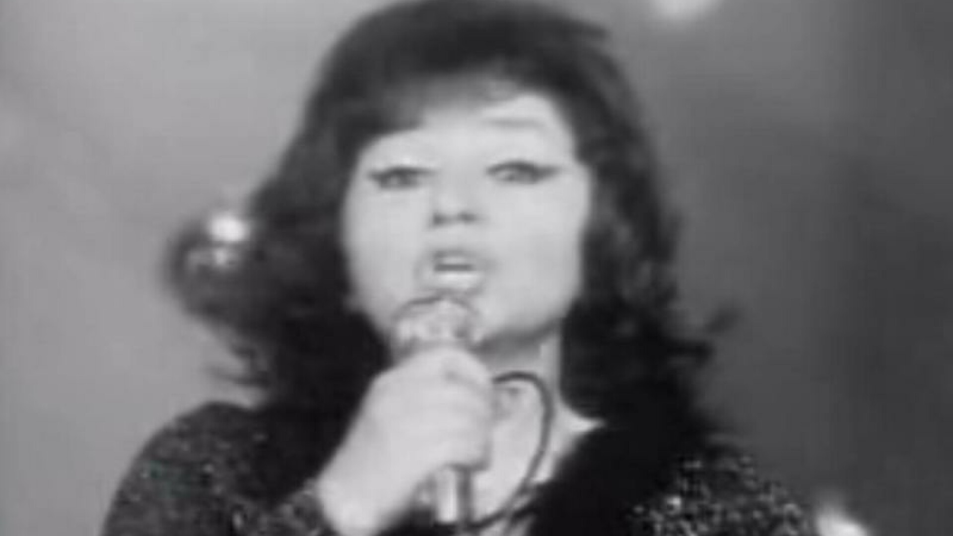 1 Decembrie: Gigi Marga, o romanca iesita din anonimat la New York