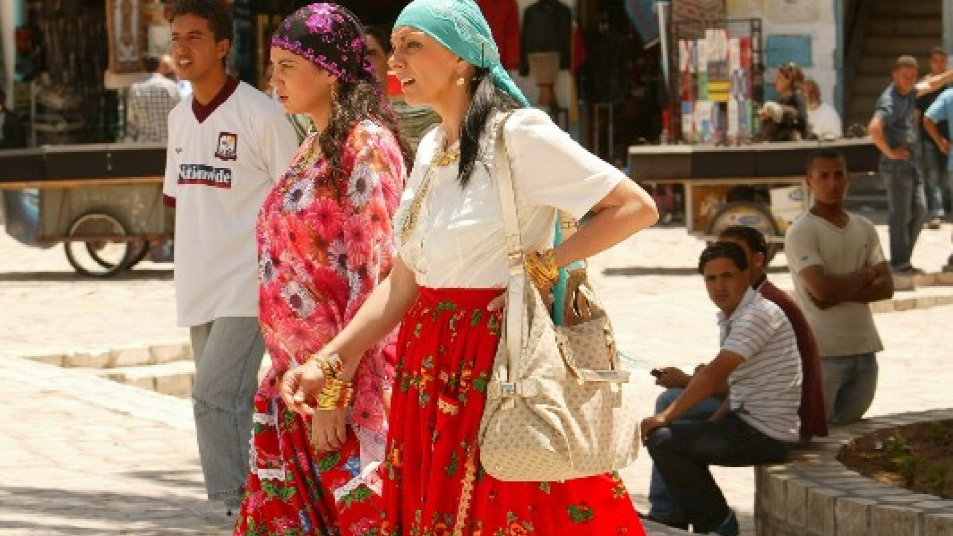 Nicoleta Luciu a plans "de-adevaratelea" in Tunisia!