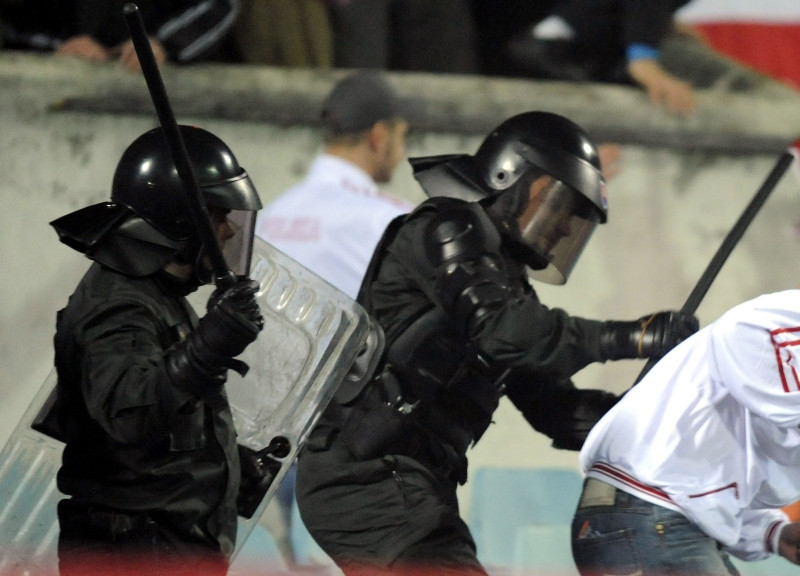 Polonezii s-au batut la frontiera, din cauza tigarilor!