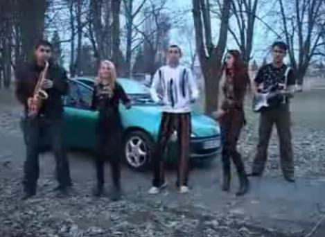 Florin din Pipirig, primul manelist gay?