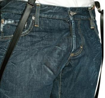 Ce poarta barbatii toamna asta: blugi prespalati, geci de piele, pulovere