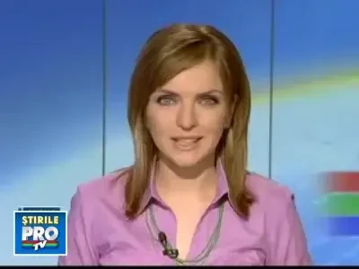 Globuri de 40 de kilograme, in cel mai inalt brad de Craciun din tara!