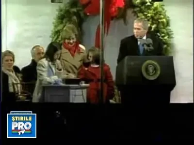 Britney Spears si George W. Bush au dat startul Sarbatorilor de iarna!
