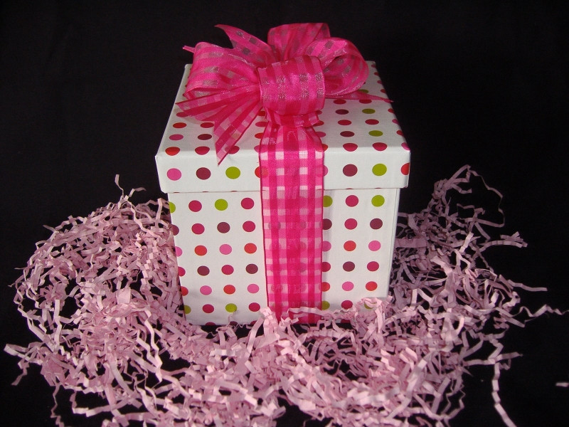 S-a dat startul la cursa pentru cumparaturile de Mos Nicolae. Targurile de cadouri au fost pline