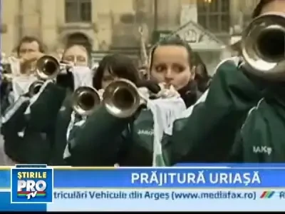 Prajitura de 3,5 tone, preparata de 80 de cofetari!