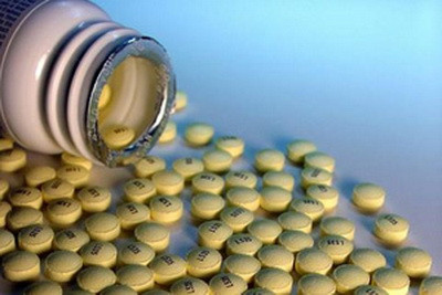 Tupeul unor comercianti. Pastile de slabit, interzise, vandute la liber