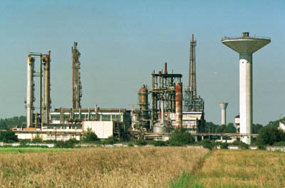 500 de angajati de pe fosta platforma Nitramonia Fagaras vor fi concediati