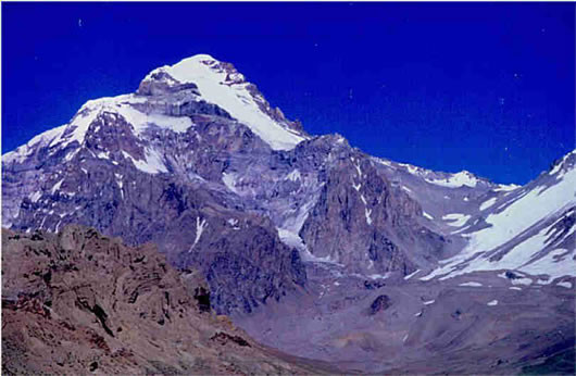 La 14 ani vrea sa escaladeze cel mai inalt varf din America!