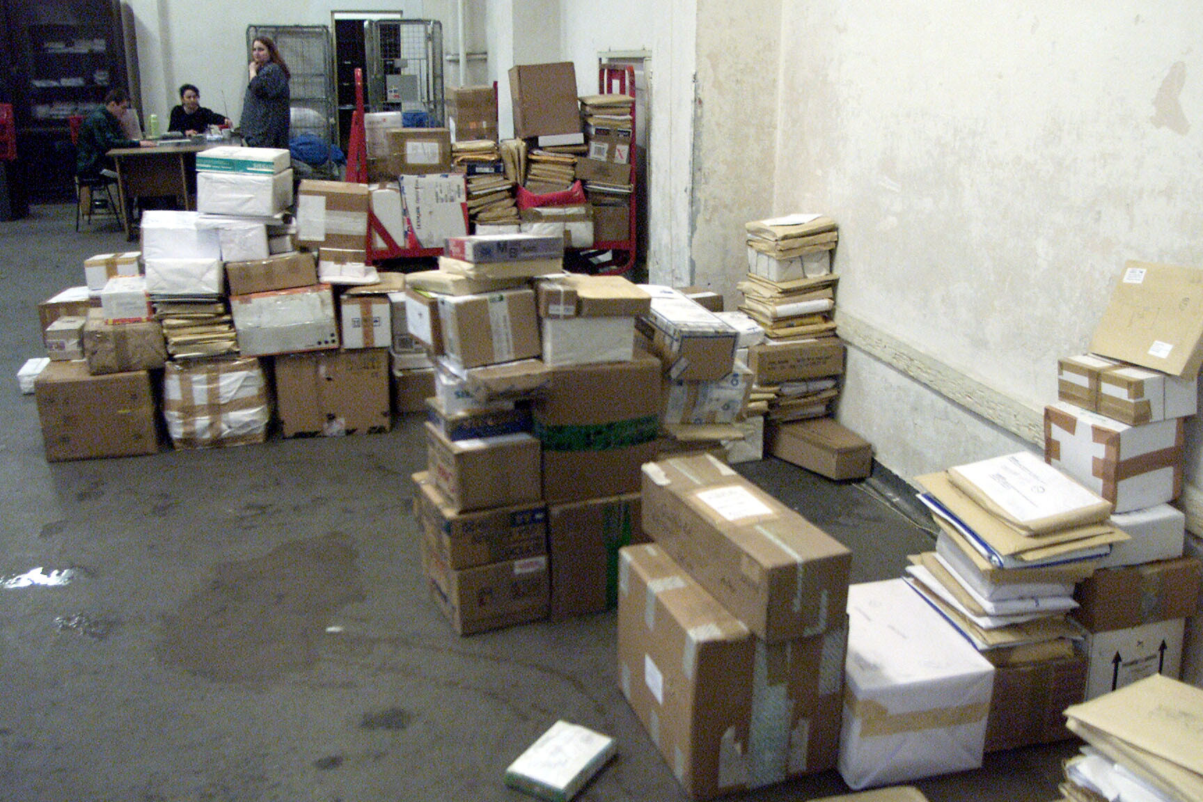 A primit cadou de Craciun o bomba. A explodat in oficiul postal