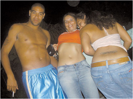 Petrecaretul Adriano a facut-o iar lata: a venit beat la antrenamente!