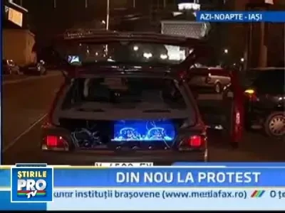 Taxa auto triplata scoate si astazi soferii in strada