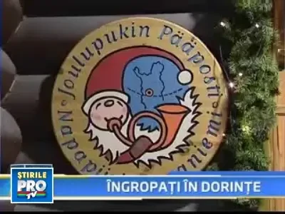 Mos Craciun asaltat de sute de mii de scrisori din toata lumea