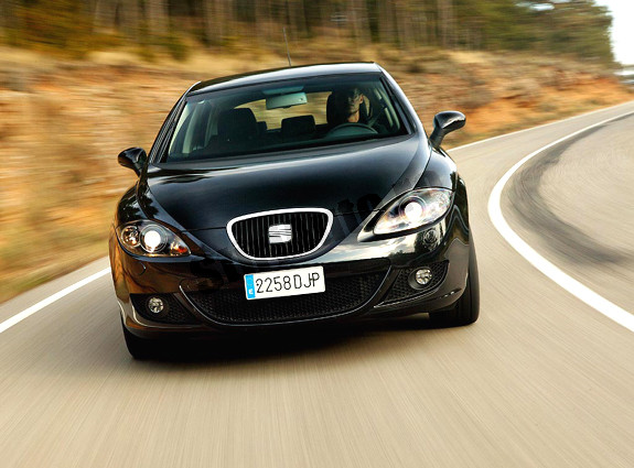 Criza pe patru roti. Seat trimite 5.300 de angajati in somaj tehnic