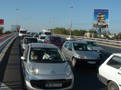 Aglomeratie, nervi si cozi interminabile pe DN1