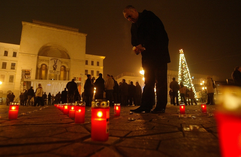 Peste 1000 de euro lunar pentru cel care va conduce “Timisoara-capitala culturala europeana”