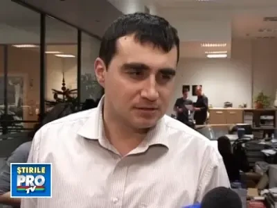 "Romanii au votat guvern de dreapta, dar s-au ales cu un program de stanga"