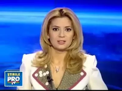 v_22_16_12_copil_jucarii