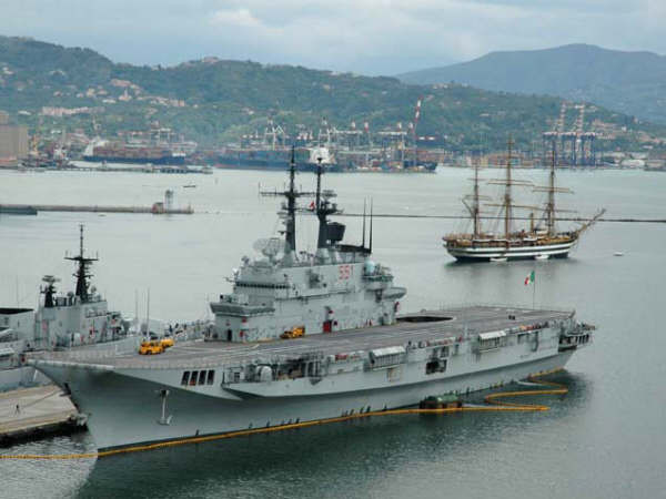 Piratii somalezi primesc recompense uriase pentru a elibera ostaticii!