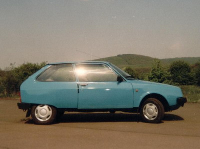 Si-a aruncat Oltcitul in Jiu, pentru ca masina nu mai pornea!