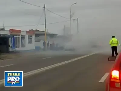 Spaima de moarte la Constanta! O masina a luat foc in plin trafic