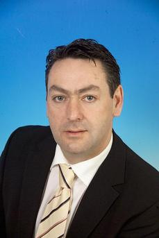 Guvernul irlandez mentine restrictiile pe piata muncii pentru romani