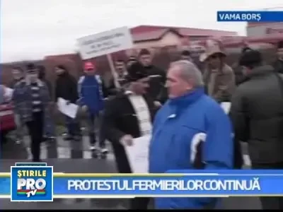 Fermierii isi continua protestele in vamile Nadlac si Bors!