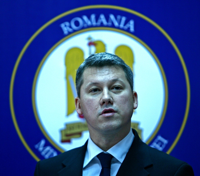 Scandalul codurilor juridice continua cu un nou episod