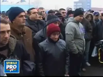 Proteste la ALRO Slatina! Mii de oameni urmeaza sa fie disponibilizati
