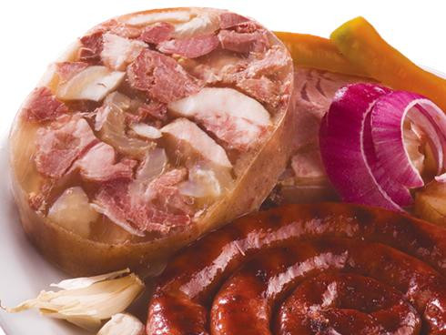 Ardelenii au degustat produse traditionale la Alba Iulia