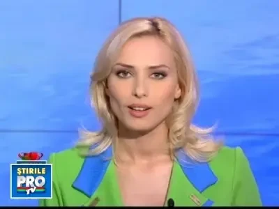 Budinca de Craciun uriasa, insa... necomestibila!