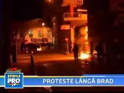 Anarhistii greci nu se lasa. Se anunta un Craciun insangerat?