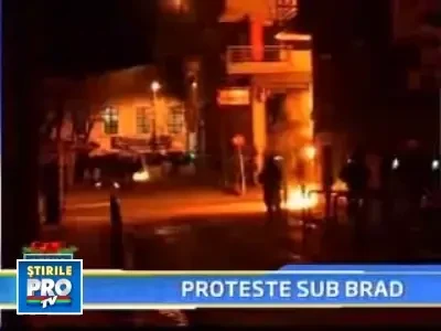 Anarhistii greci nu se lasa. Se anunta un Craciun insangerat?