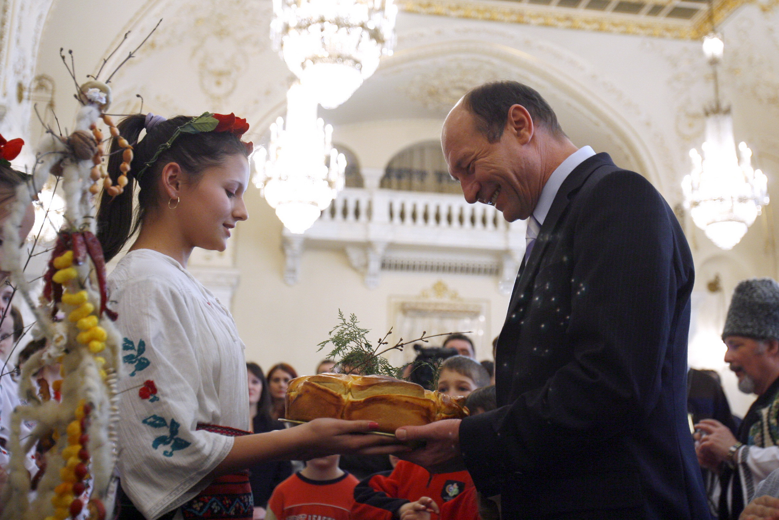 Colindatori la Cotroceni!