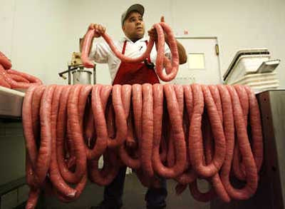 Cei mai mandri bucatari s-au intrecut la Parada Carnatilor, la Sf. Gheorghe