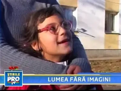 As vrea sa vad si eu ca ceilalti copii! Este dorinta unei fetite de 7 ani