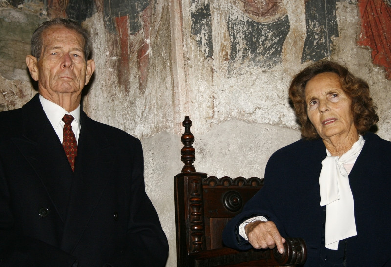 Are 72 de ani si sustine ca e fiul Regelui Mihai. L-a dat in judecata