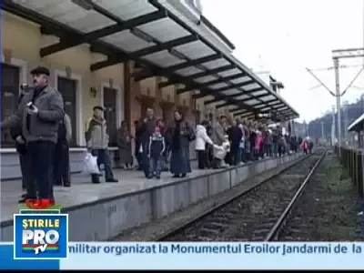 Mos Craciun si-a luat locomotiva si a trecut si pe la Sighisoara!