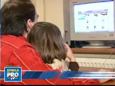 Zapacit de aglomeratia din magazine, Mos Craciun isi umple desaga on-line!