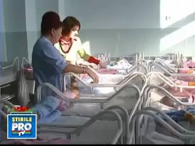 Noii guvernanti iau la puricat legea indemnizatiilor pentru mamici