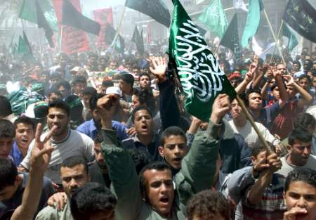 Masacru in Fasia Gaza! 230 de oameni au murit in urma raidurilor israeliene