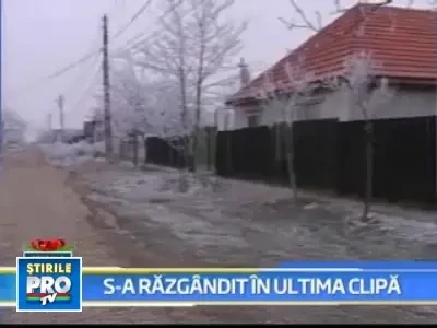 A incercat sa-si sperie familia si s-a aruncat in fantana