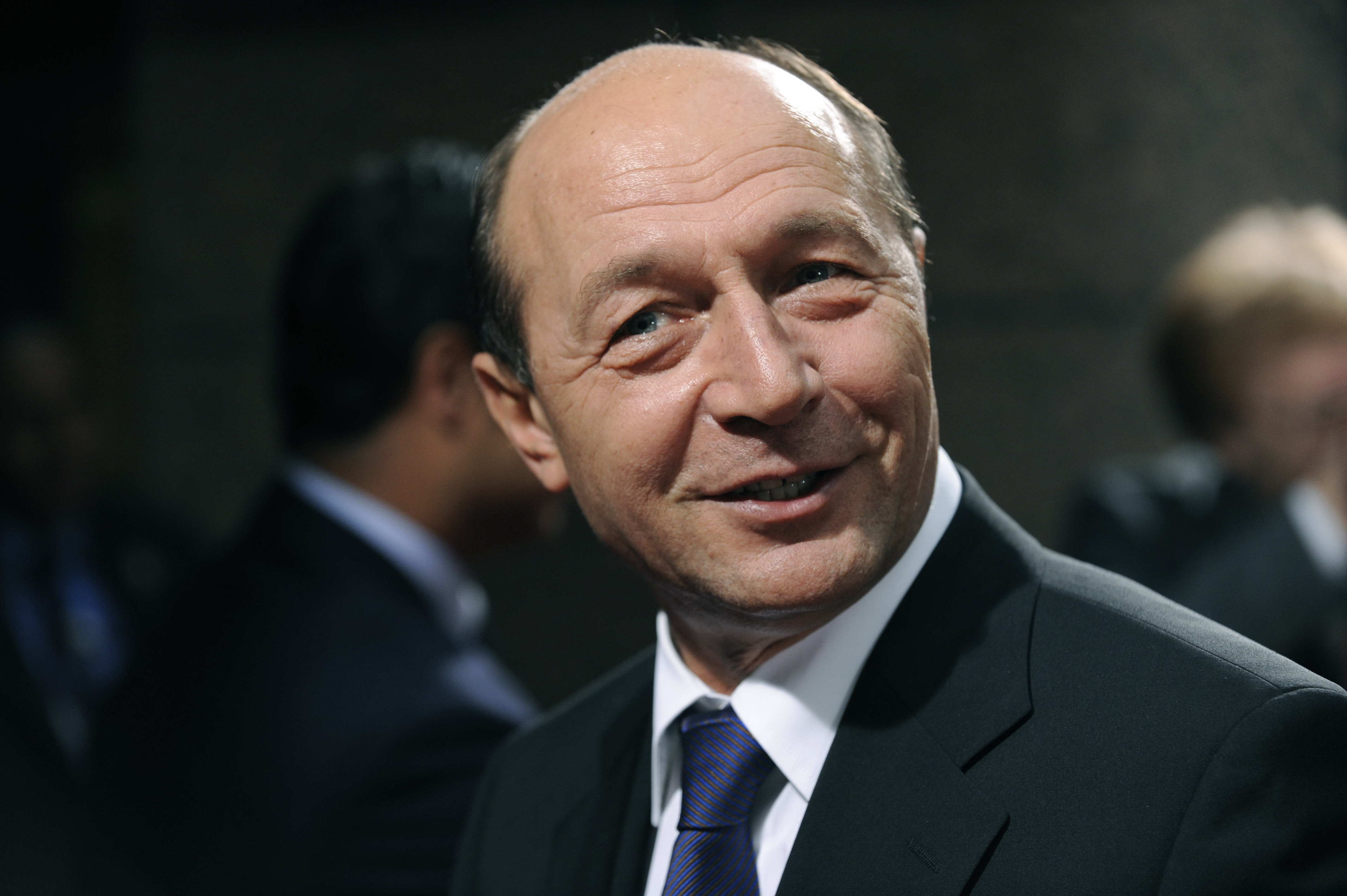 Base si ai lui au pus tara la cale in prima zi din an