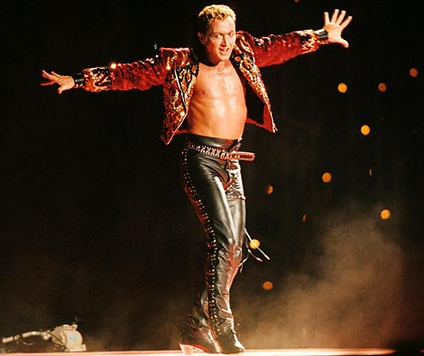 Celebrul dansator Michael Flatley s-a vindecat cu tratamente alternative