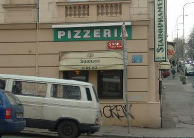 Ca sa nu dea faliment, patronii isi vand afacerile sau se reorienteaza