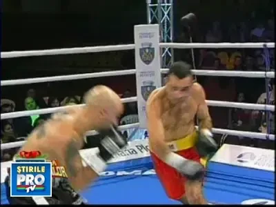 Boxerul Sorin "Pantera" Tanasie, in lupta cu paharul si cu politia