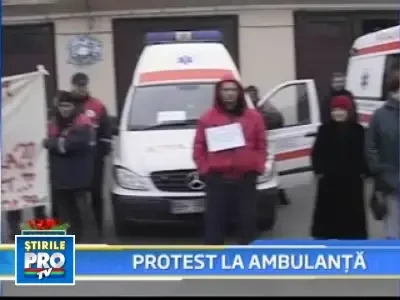 Angajatii de la Ambulanta Bihor au ales sa incheie anul cu un protest!