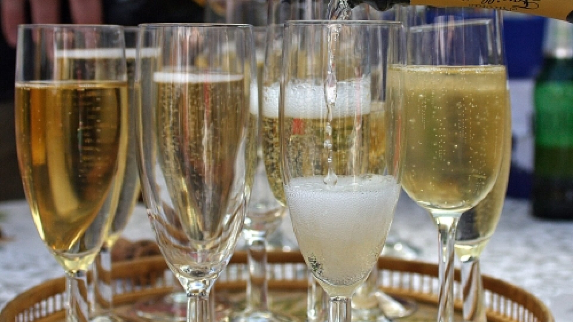 Una dintre cele mai puternice femei din lume implineste 60 de ani. A primit flori si sampanie la summitul din Bruxelles