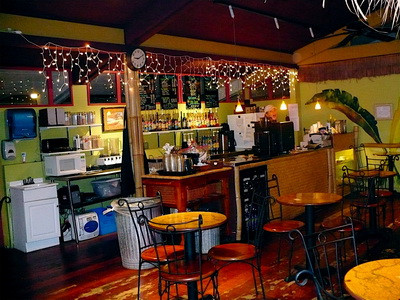 Au comandat o cafea, inainte sa plece din localul pe care l-au jefuit!