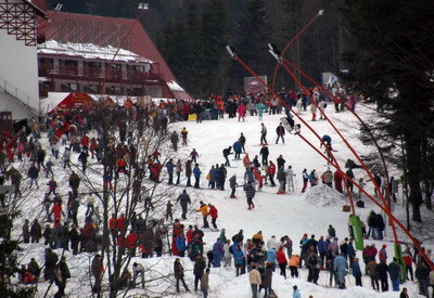 Statiunile pline din nou de turisti! Urmeaza sarbatorile pe rit vechi