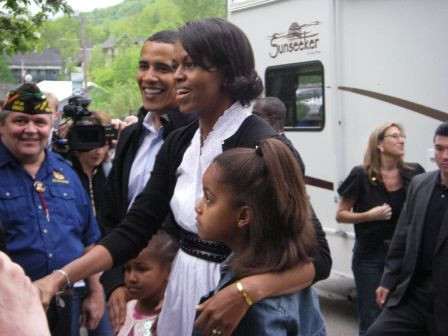 Beyonce, Bono, Shakira... Toata lumea canta pentru Obama!